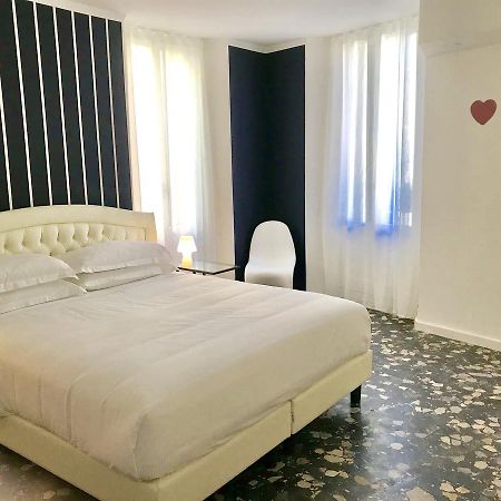 Dolce Verona Suites ภายนอก รูปภาพ
